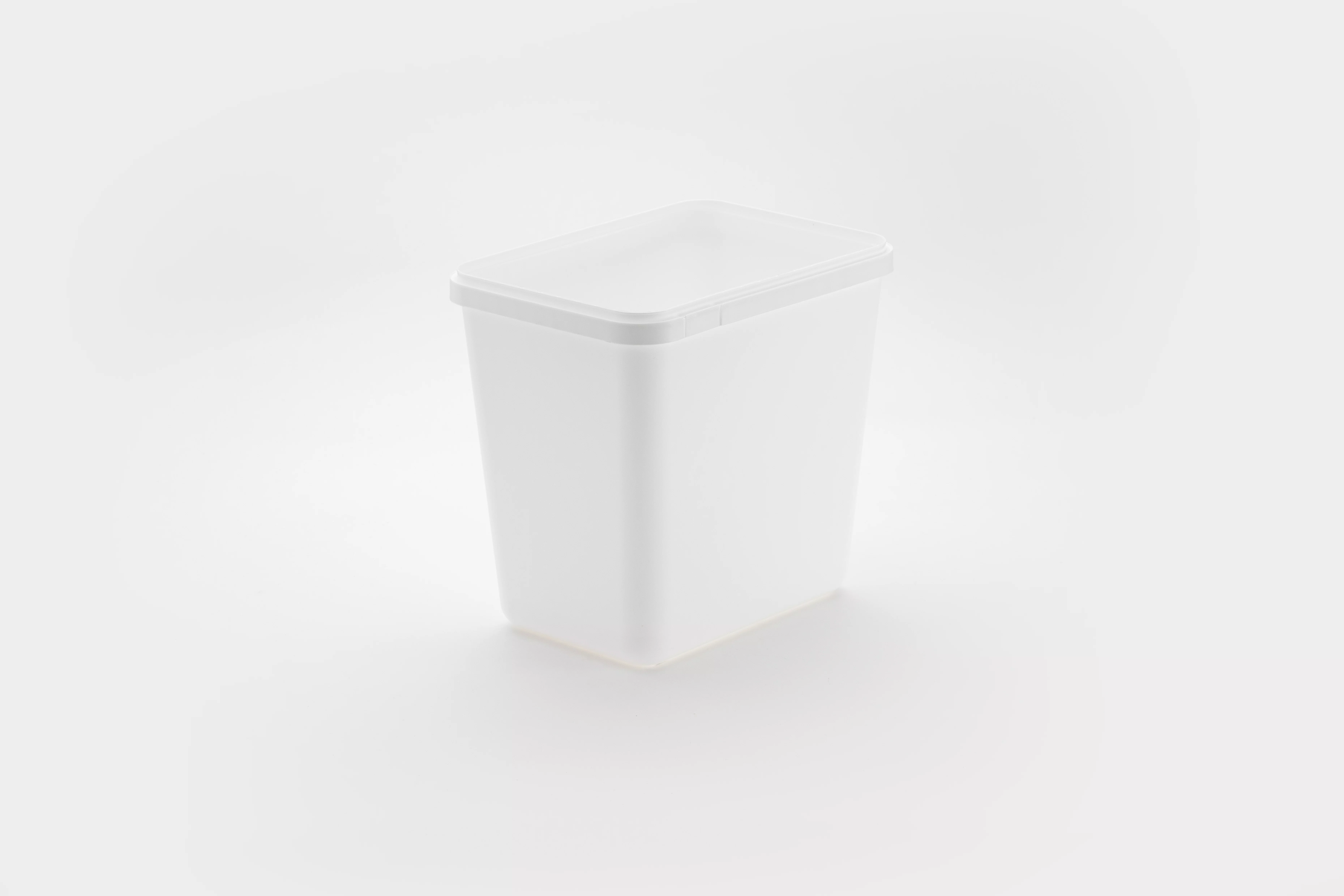 Boite plastic a congeler 5L