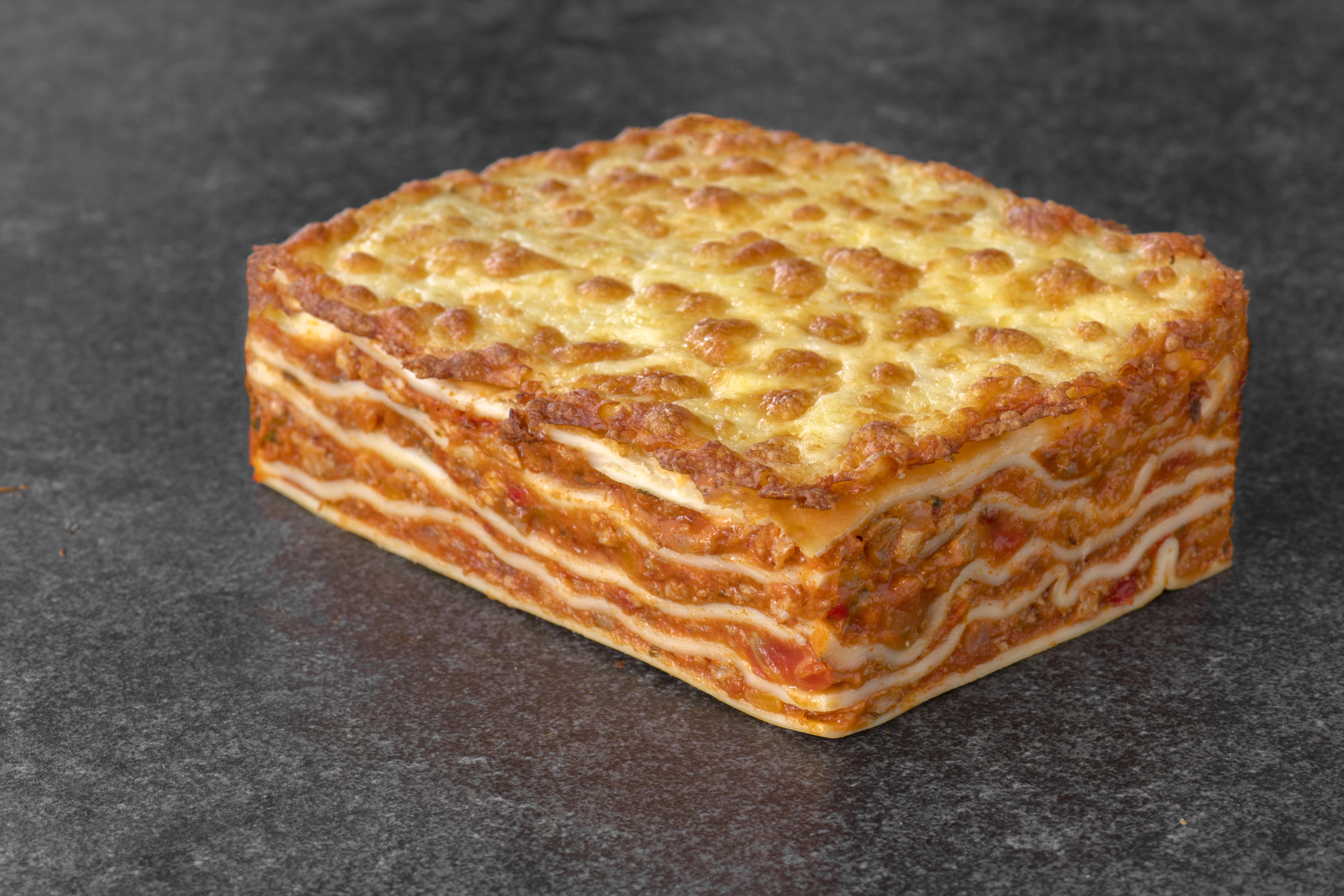 LASAGNE BOLOGNESE BEEF STYLE